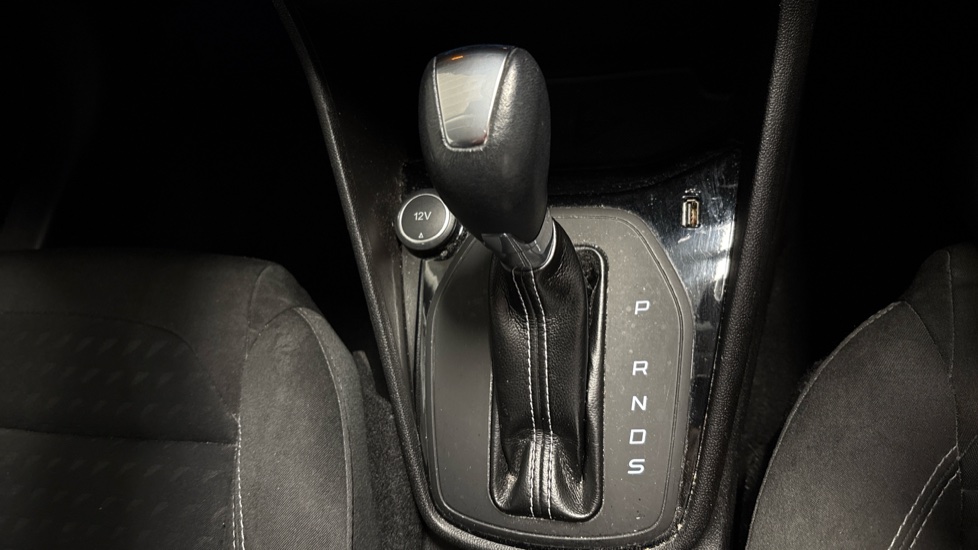Ford Fiesta 1.0 EcoBoost Titanium 5dr Auto Petrol Hatchback - Image 38