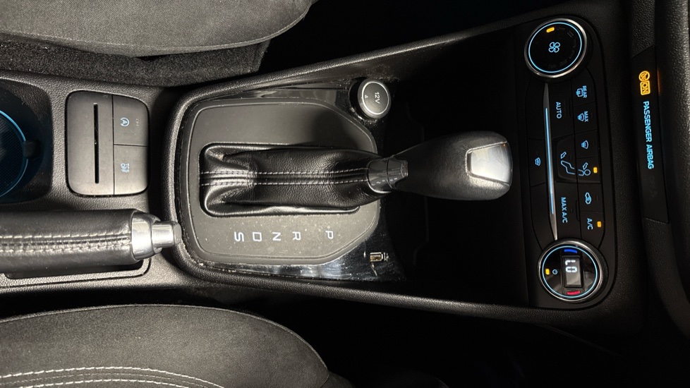 Ford Fiesta 1.0 EcoBoost Titanium 5dr Auto Petrol Hatchback - Image 40