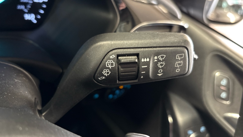 Ford Fiesta 1.0 EcoBoost Titanium 5dr Auto Petrol Hatchback - Image 28