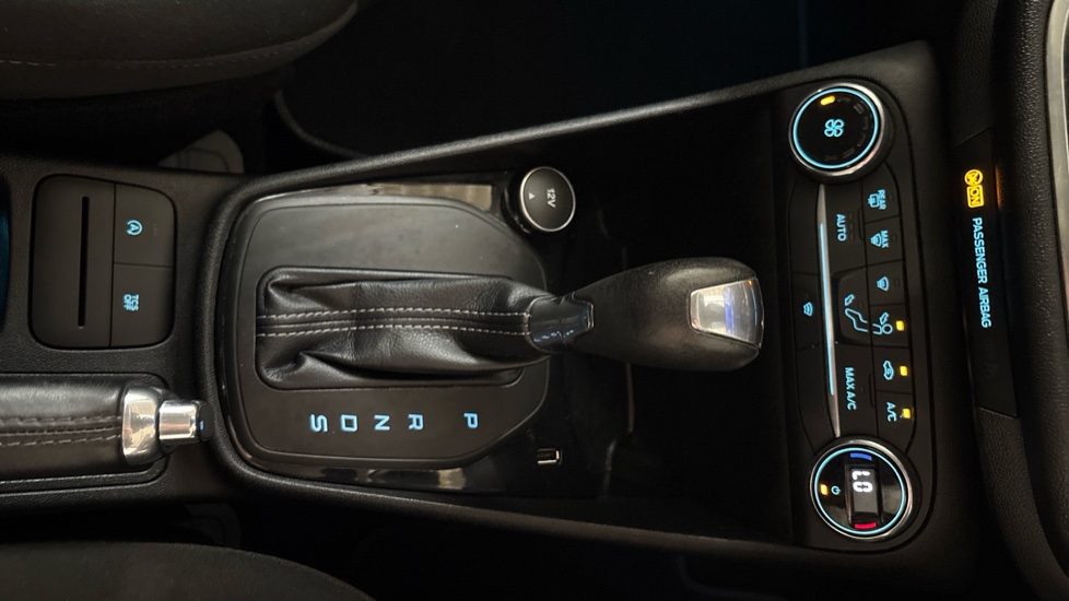Ford Fiesta 1.0 EcoBoost Titanium 5dr Auto Petrol Hatchback - Image 42