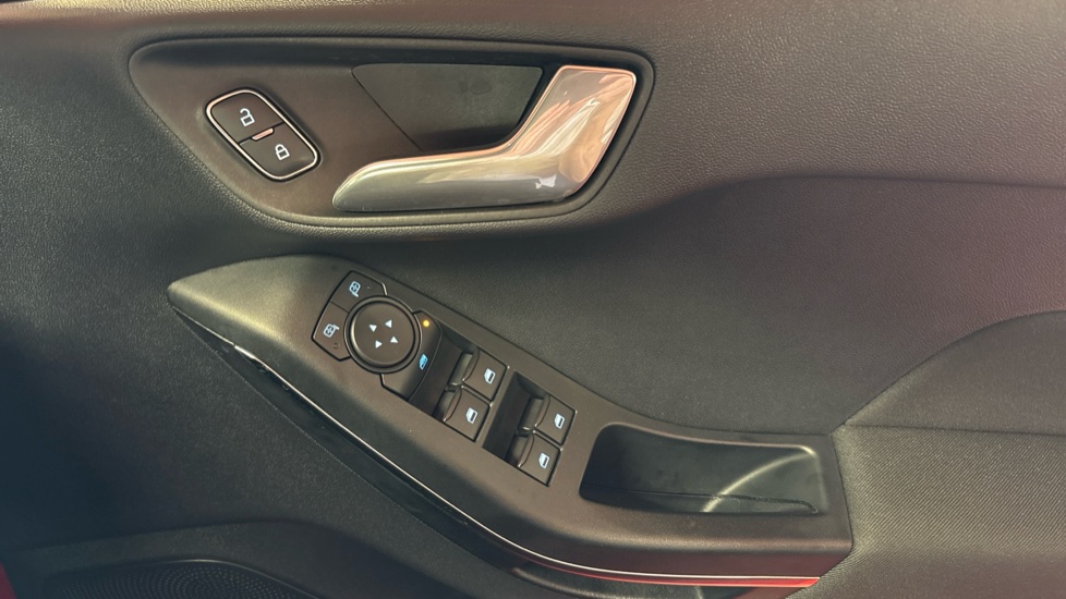 Ford Fiesta 1.0 EcoBoost Hybrid mHEV 125 ST-Line Edition 5dr Petrol Hatchback - Image 23