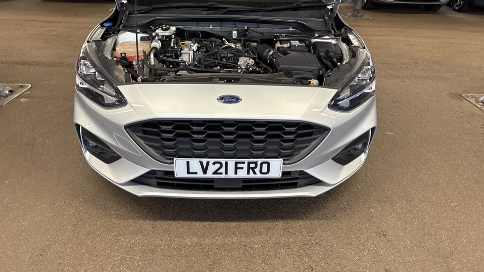 Ford Focus 1.0 EcoBoost Hybrid mHEV 125 ST-Line X Edition 5dr Petrol Hatchback - Image 8