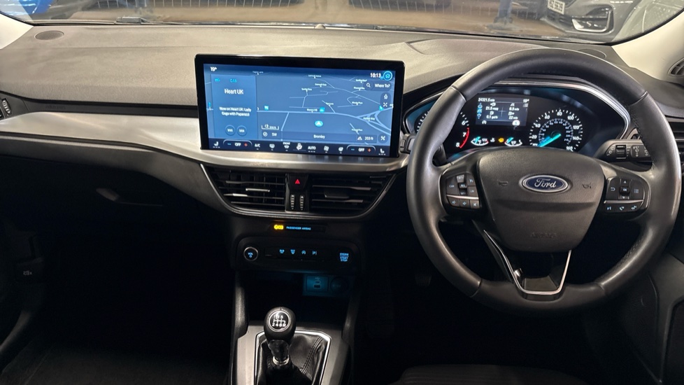Ford Focus 1.0 EcoBoost Titanium 5dr Petrol Hatchback - Image 10