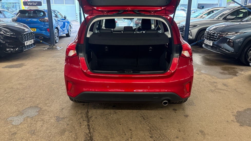 Ford Focus 1.0 EcoBoost Hybrid mHEV 125 Titanium X Ed 5dr Petrol Hatchback - Image 4