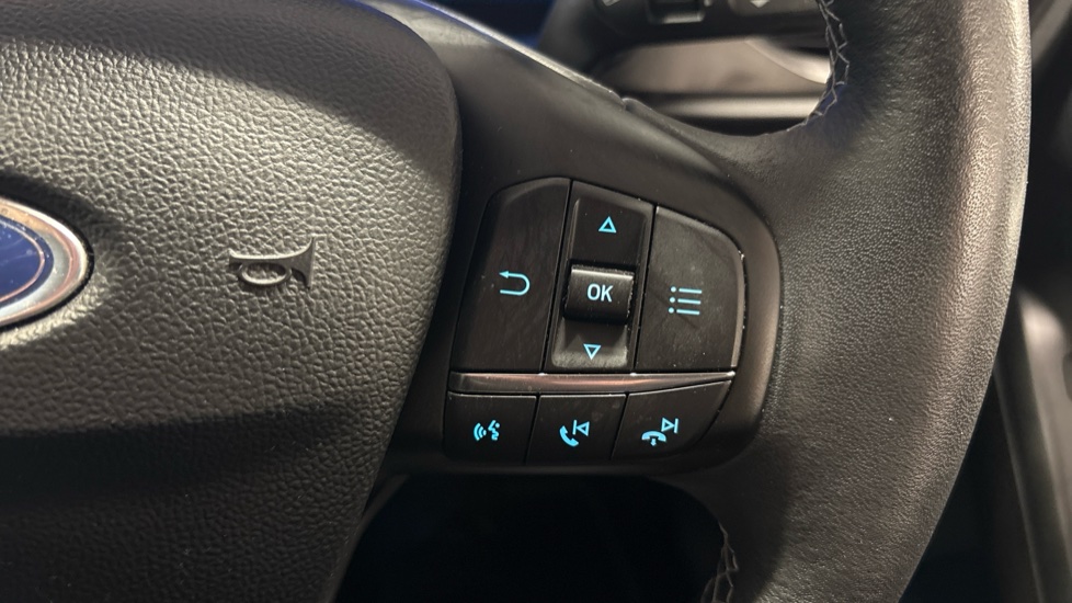 Ford Focus 1.0 EcoBoost Hybrid mHEV 125 Titanium X Ed 5dr Petrol Hatchback - Image 26