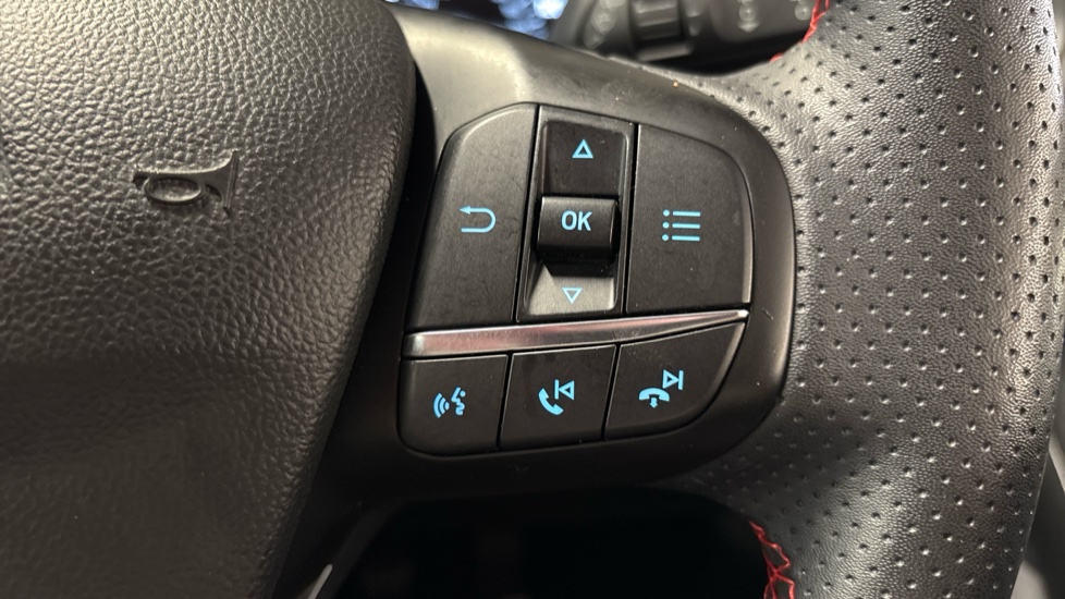 Ford Focus 1.0 EcoBoost ST-Line Style 5dr Petrol Hatchback - Image 26