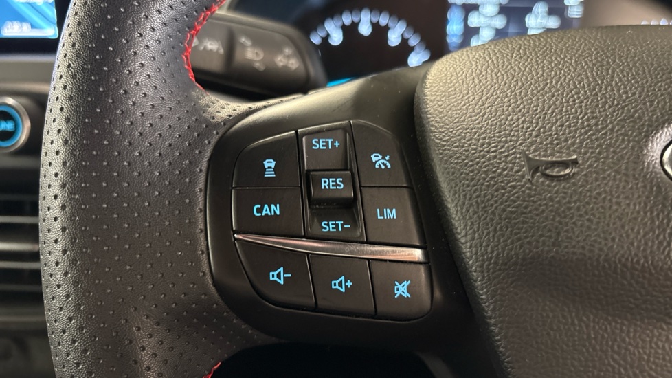 Ford Focus 1.0 EcoBoost ST-Line Style 5dr Petrol Hatchback - Image 27