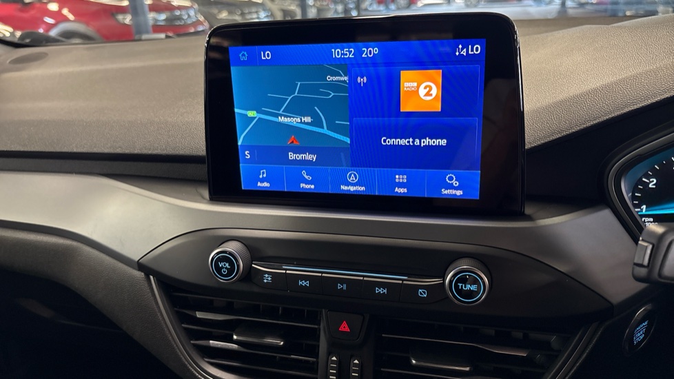 Ford Focus 1.0 EcoBoost ST-Line Style 5dr Petrol Hatchback - Image 33