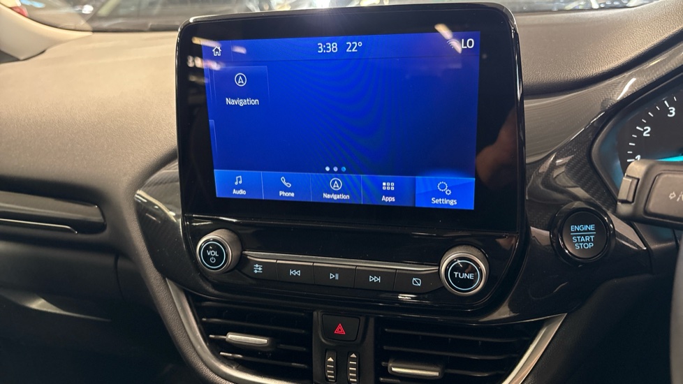 Ford Puma 1.0 EcoBoost Hybrid mHEV Titanium 5dr Petrol Hatchback - Image 38