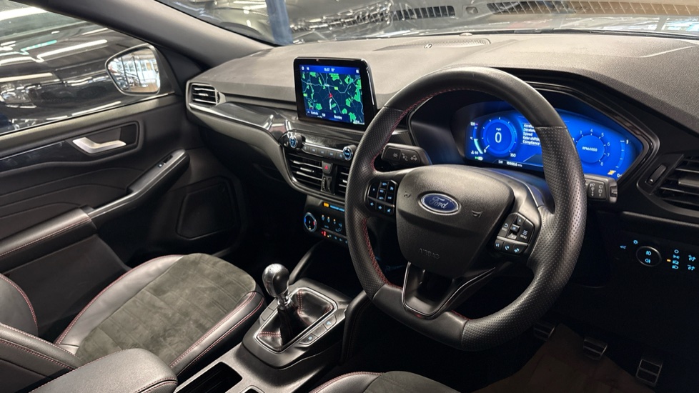Ford Kuga 1.5 EcoBoost 150 ST-Line Edition 5dr Petrol Estate - Image 11