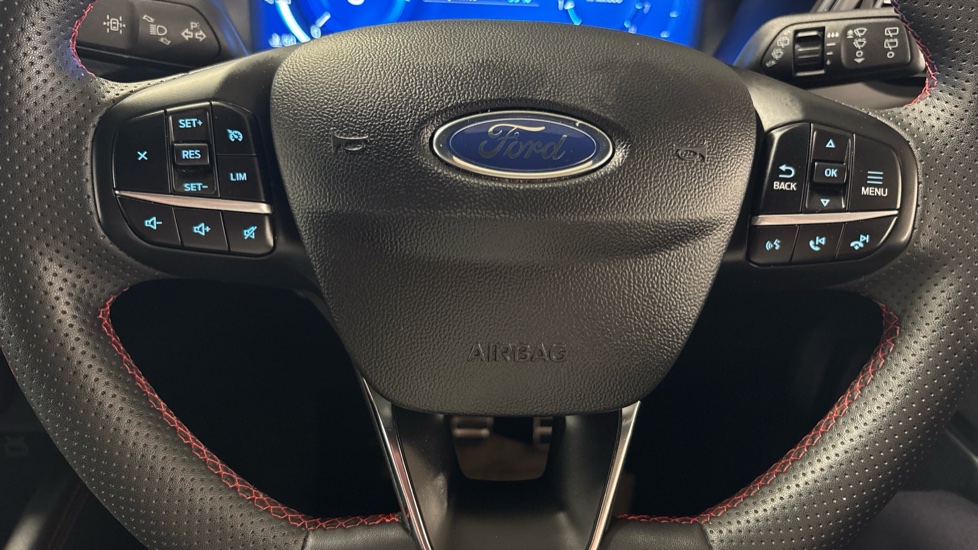 Ford Kuga 1.5 EcoBoost 150 ST-Line Edition 5dr Petrol Estate - Image 28