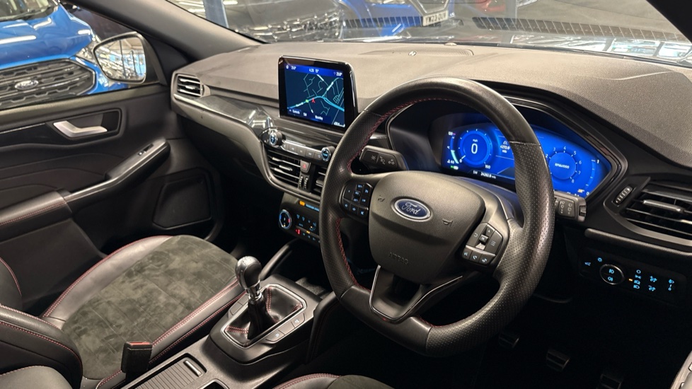 Ford Kuga 1.5 EcoBoost 150 ST-Line Edition 5dr Petrol Estate - Image 11