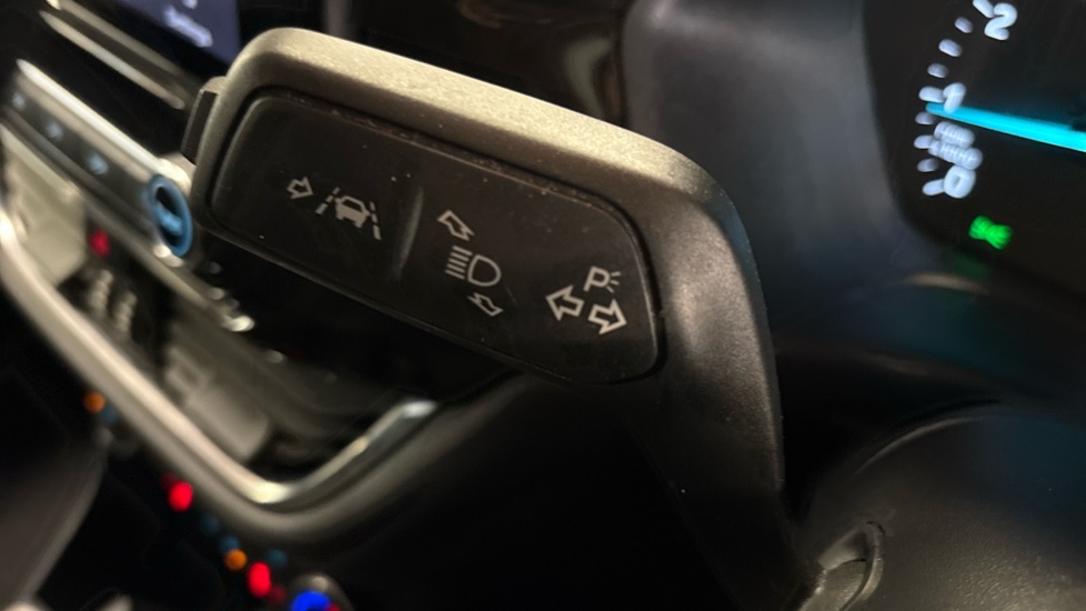 Ford Fiesta 1.0 EcoBoost Hybrid mHEV 125 Titanium 5dr Auto Petrol Hatchback - Image 30