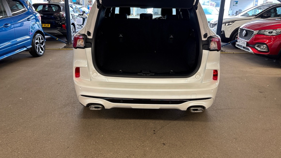 Ford Kuga 1.5 EcoBoost 150 ST-Line X Edition 5dr Petrol Estate - Image 4