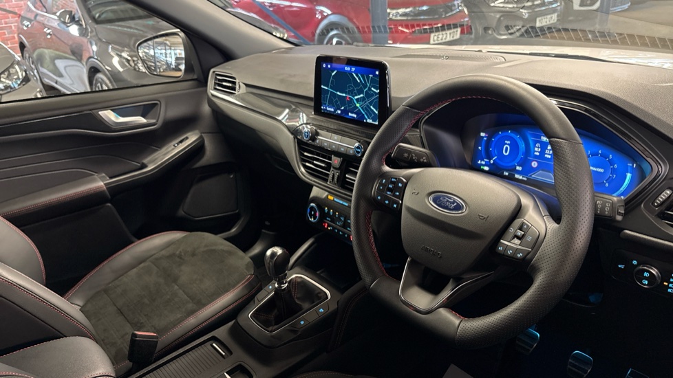 Ford Kuga 1.5 EcoBoost 150 ST-Line X Edition 5dr Petrol Estate - Image 14