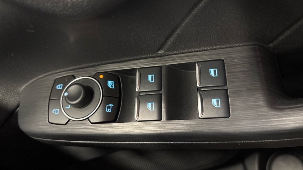 Ford Kuga 1.5 EcoBoost 150 ST-Line X Edition 5dr Petrol Estate - Image 22