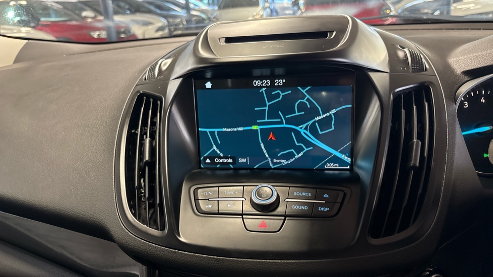 Ford Kuga 1.5 EcoBoost Titanium 5dr 2WD Petrol Estate - Image 12