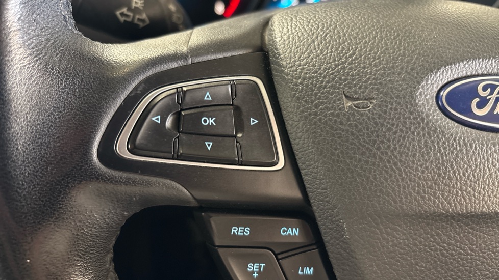 Ford Kuga 1.5 EcoBoost Titanium 5dr 2WD Petrol Estate - Image 27