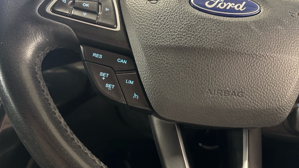 Ford Kuga 1.5 EcoBoost Titanium 5dr 2WD Petrol Estate - Image 28
