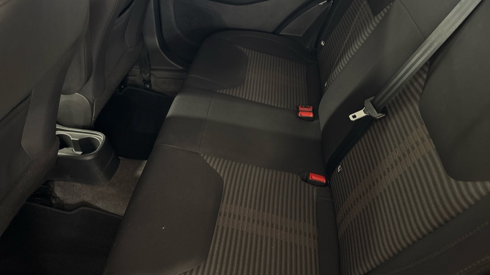 Ford KA+ 1.2 85 Active 5dr Petrol Hatchback - Image 16