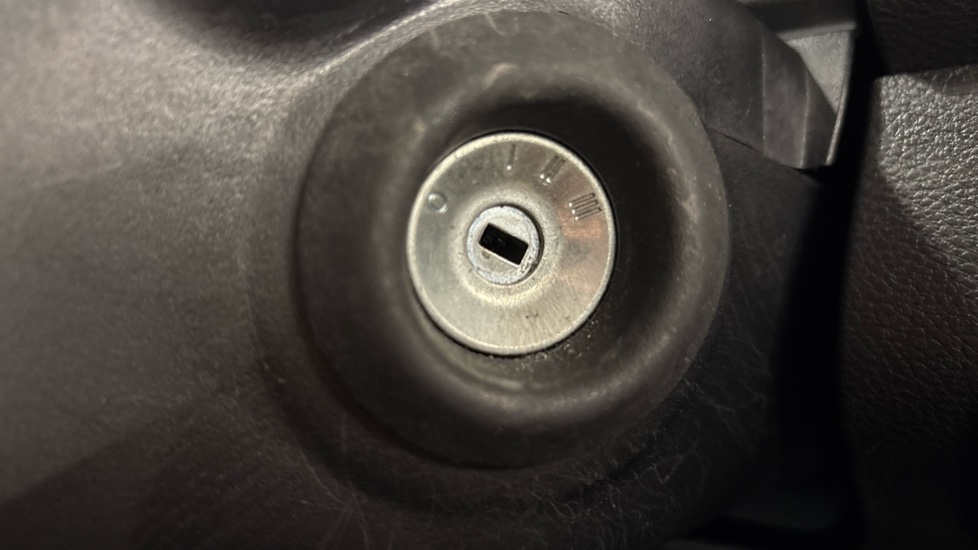 Ford KA+ 1.2 85 Active 5dr Petrol Hatchback - Image 26
