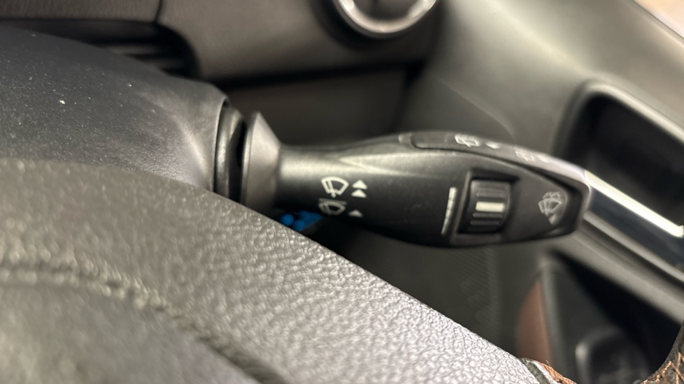 Ford KA+ 1.2 85 Active 5dr Petrol Hatchback - Image 30