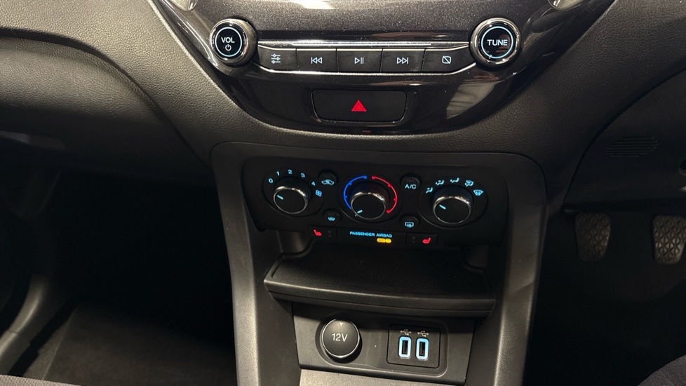 Ford KA+ 1.2 85 Active 5dr Petrol Hatchback - Image 36