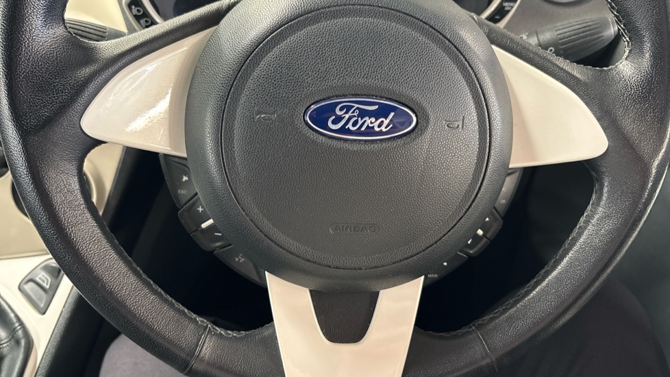 Ford Ka 1.2 Zetec 3dr [Start Stop] Petrol Hatchback - Image 27