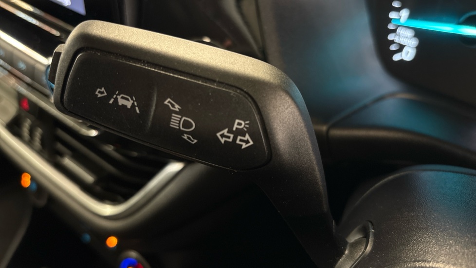 Ford Fiesta 1.0 EcoBoost Hybrid mHEV 125 Titanium 5dr Auto Petrol Hatchback - Image 30