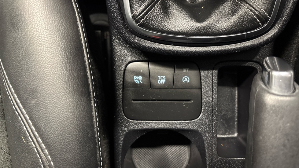 Ford Fiesta 1.0 EcoBoost Hbd mHEV 125 Titanium X 5dr Petrol Hatchback - Image 39