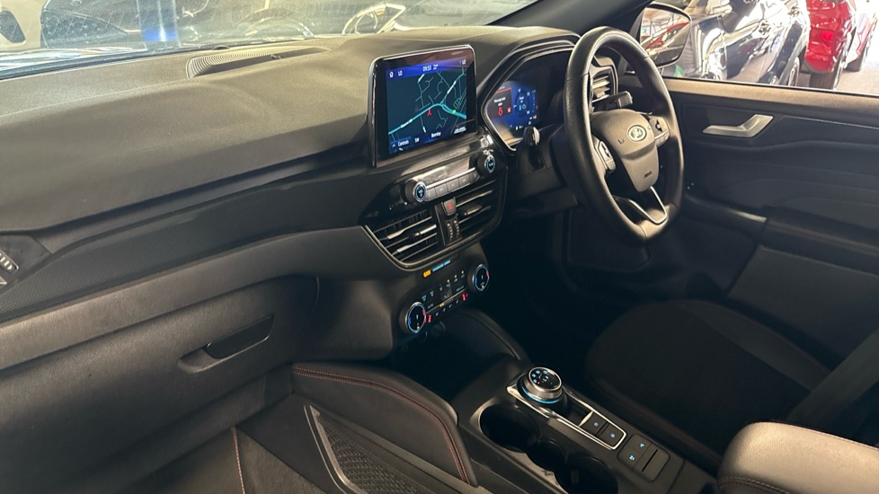 Ford Kuga 2.5 FHEV ST-Line X Edition 5dr CVT Hybrid Estate - Image 9