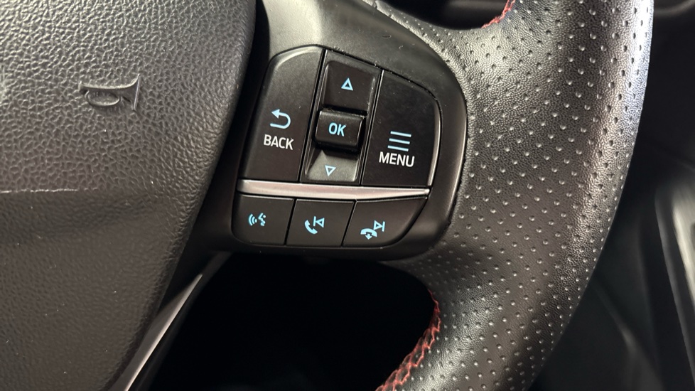 Ford Kuga 2.5 FHEV ST-Line X Edition 5dr CVT Hybrid Estate - Image 26