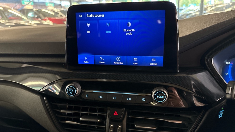Ford Kuga 2.5 FHEV ST-Line X Edition 5dr CVT Hybrid Estate - Image 35