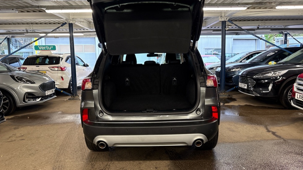 Ford Kuga 1.5 EcoBoost 150 Titanium Edition 5dr Petrol Estate - Image 4