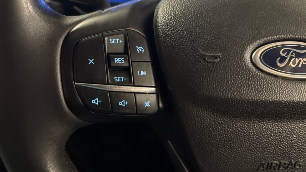Ford Kuga 1.5 EcoBoost 150 Titanium Edition 5dr Petrol Estate - Image 27