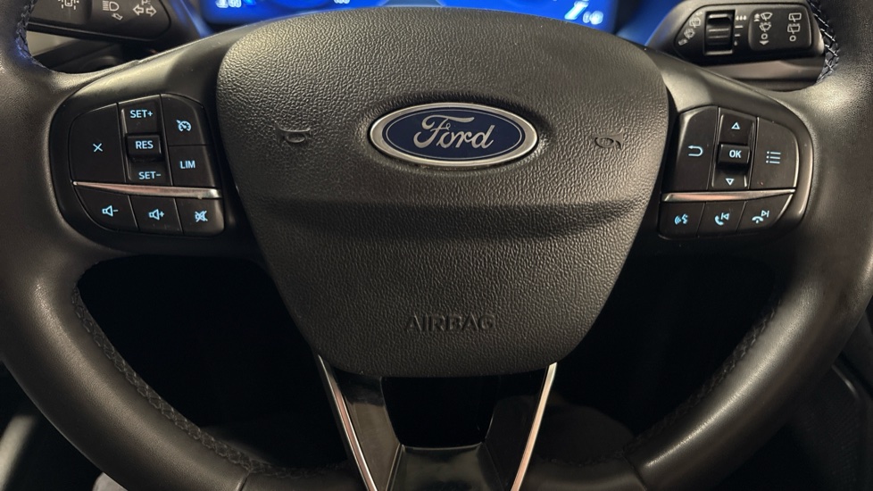 Ford Kuga 1.5 EcoBoost 150 Titanium Edition 5dr Petrol Estate - Image 28