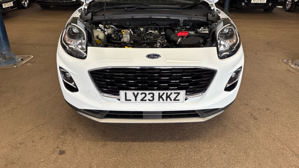 Ford Puma 1.0 EcoBoost Hybrid mHEV Titanium 5dr Petrol Hatchback - Image 8