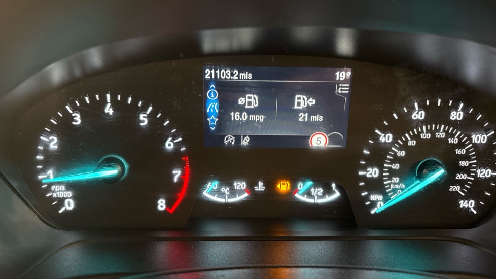 Ford Puma 1.0 EcoBoost Hybrid mHEV Titanium 5dr Petrol Hatchback - Image 18