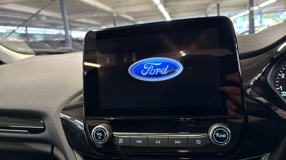Ford Fiesta 1.1 Trend 5dr Petrol Hatchback - Image 31