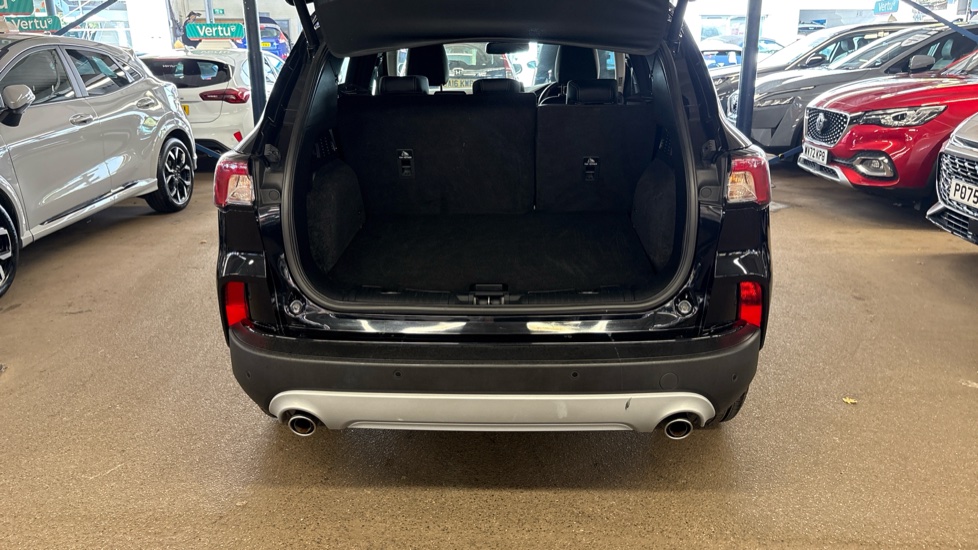 Ford Kuga 1.5 EcoBoost 150 Titanium Edition 5dr Petrol Estate - Image 4