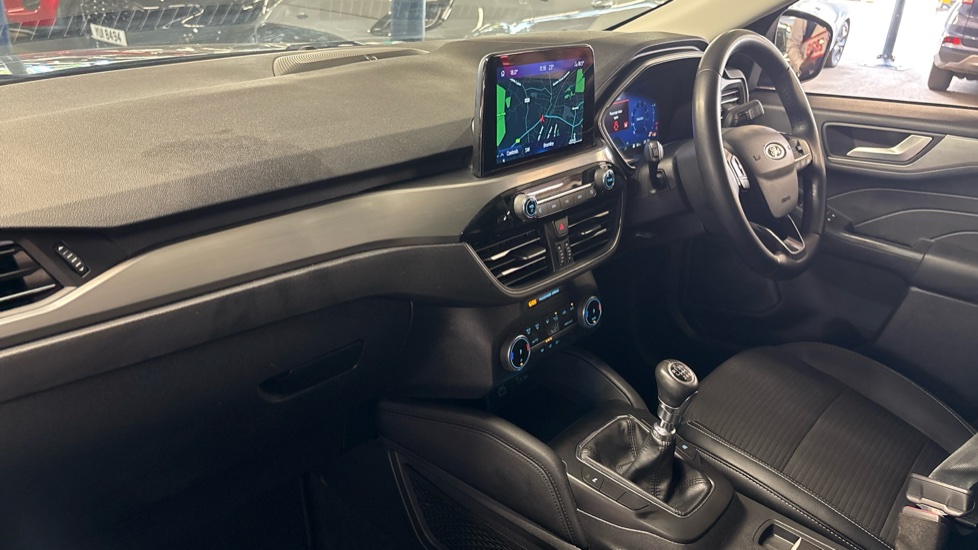 Ford Kuga 1.5 EcoBoost 150 Titanium Edition 5dr Petrol Estate - Image 9
