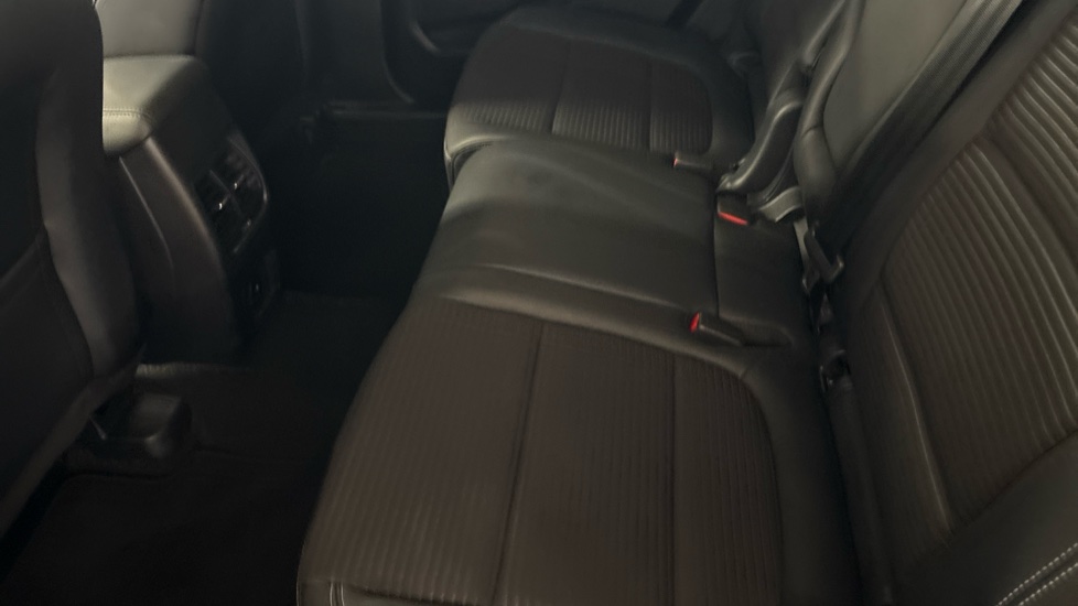 Ford Kuga 1.5 EcoBoost 150 Titanium Edition 5dr Petrol Estate - Image 16