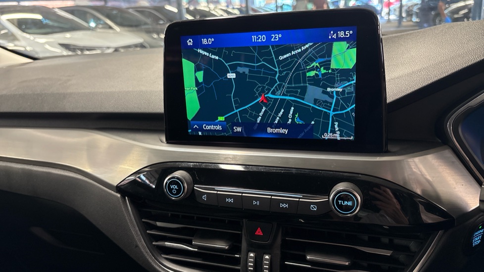 Ford Kuga 1.5 EcoBoost 150 Titanium Edition 5dr Petrol Estate - Image 31