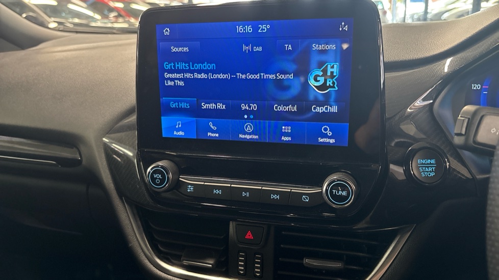 Ford Puma 1.0 EcoBoost Hybrid mHEV ST-Line 5dr Petrol Hatchback - Image 34