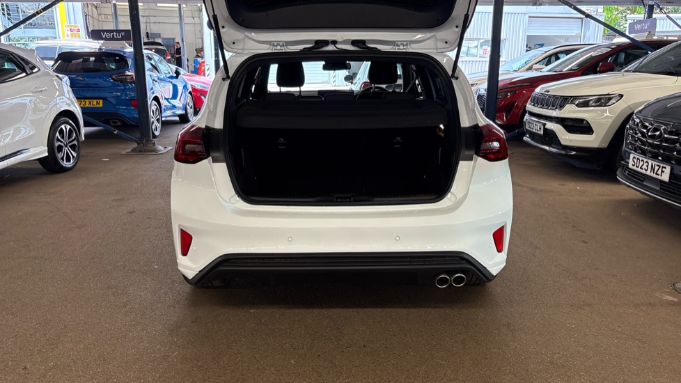 Ford Focus 1.0 EcoBoost Hybrid mHEV 155 ST-Line 5dr Auto Petrol Hatchback - Image 4
