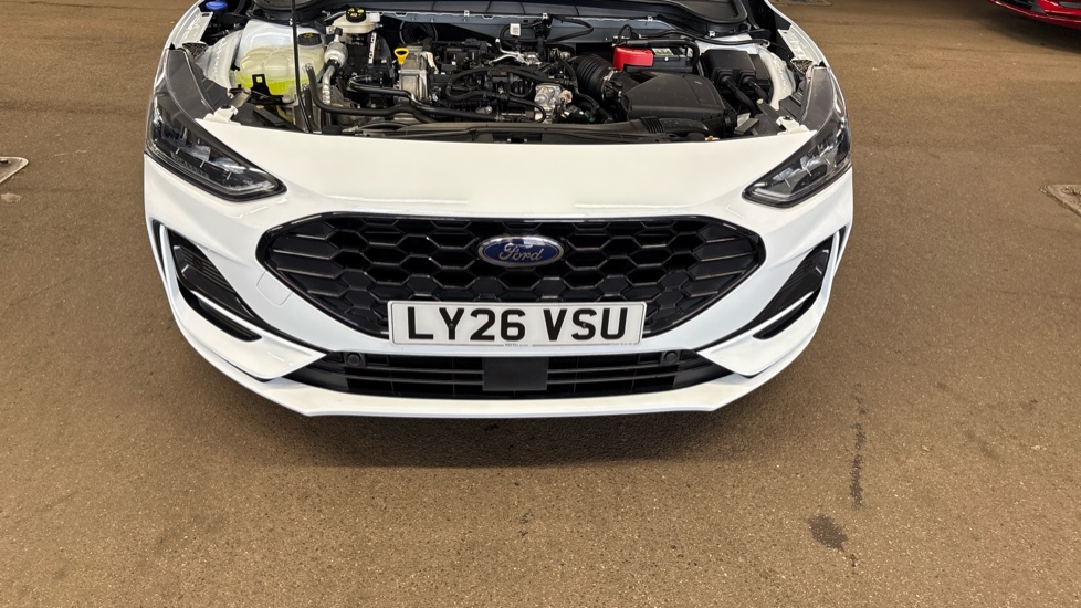 Ford Focus 1.0 EcoBoost Hybrid mHEV 155 ST-Line 5dr Auto Petrol Hatchback - Image 8