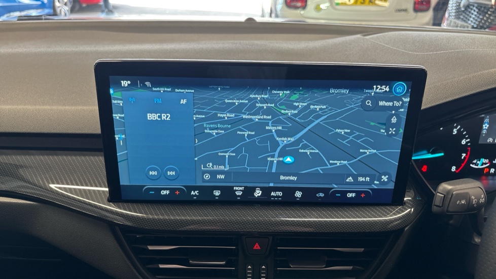 Ford Focus 1.0 EcoBoost Hybrid mHEV 155 ST-Line 5dr Auto Petrol Hatchback - Image 12