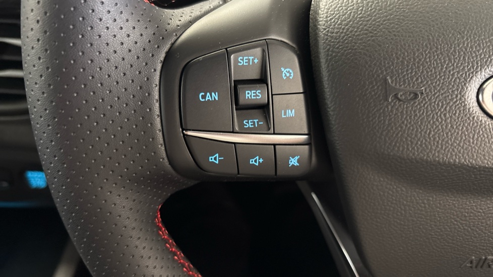 Ford Focus 1.0 EcoBoost Hybrid mHEV 155 ST-Line 5dr Auto Petrol Hatchback - Image 27