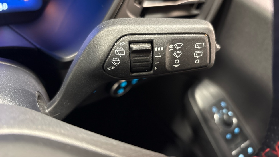 Ford Kuga 1.5 EcoBoost 150 ST-Line Edition 5dr Petrol Estate - Image 29