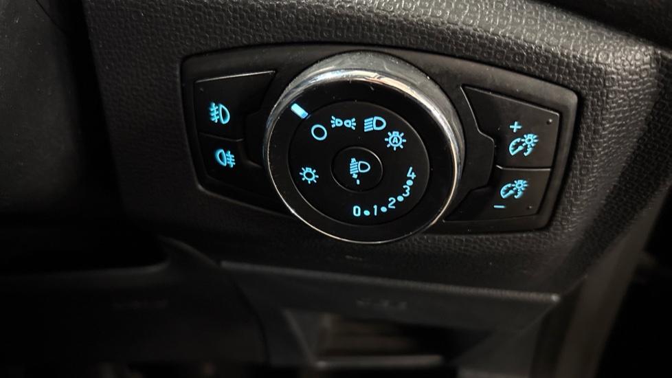 Ford EcoSport 1.0 EcoBoost 125 Titanium 5dr Petrol Hatchback - Image 25